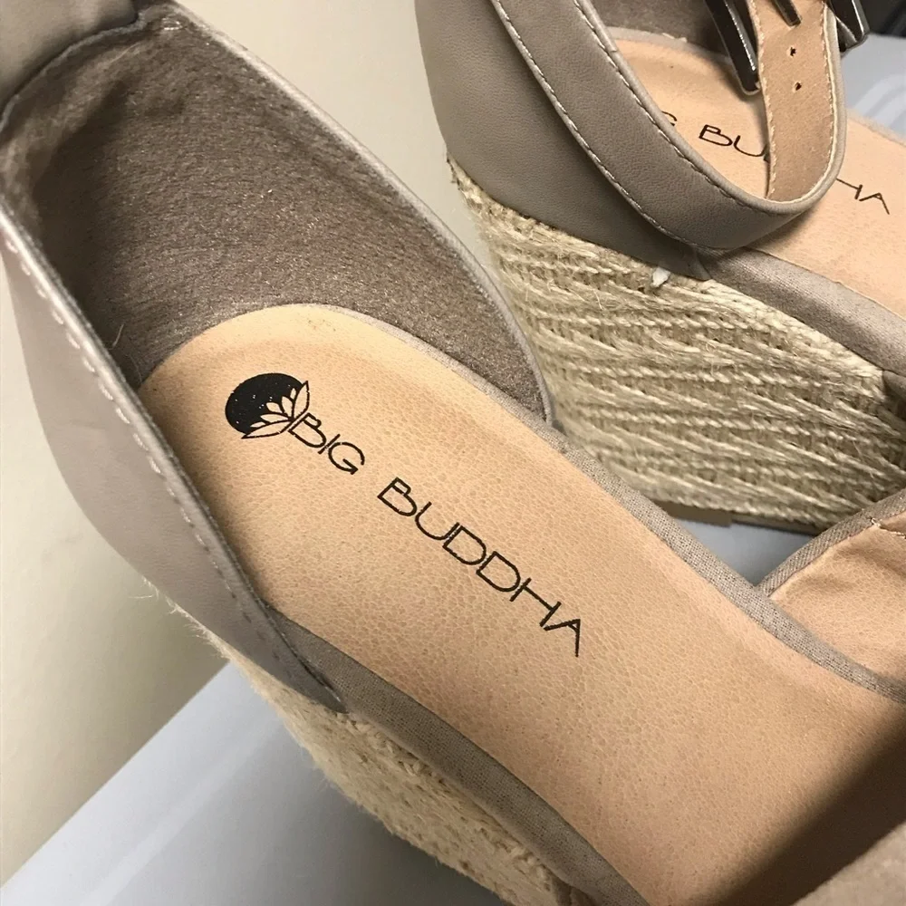 BIG BUDDHA / Gray/Tan Platform Espadrille Wedge Sandal Size 11